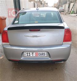 کرایسلەر 300